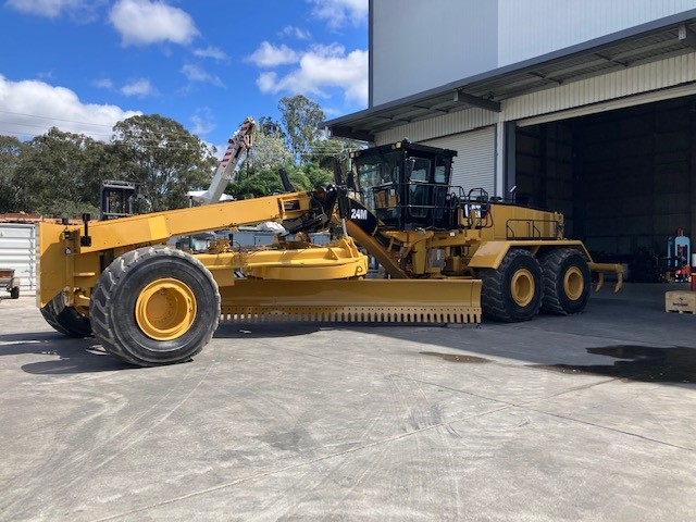 Image of Cat 24M Motor Grader