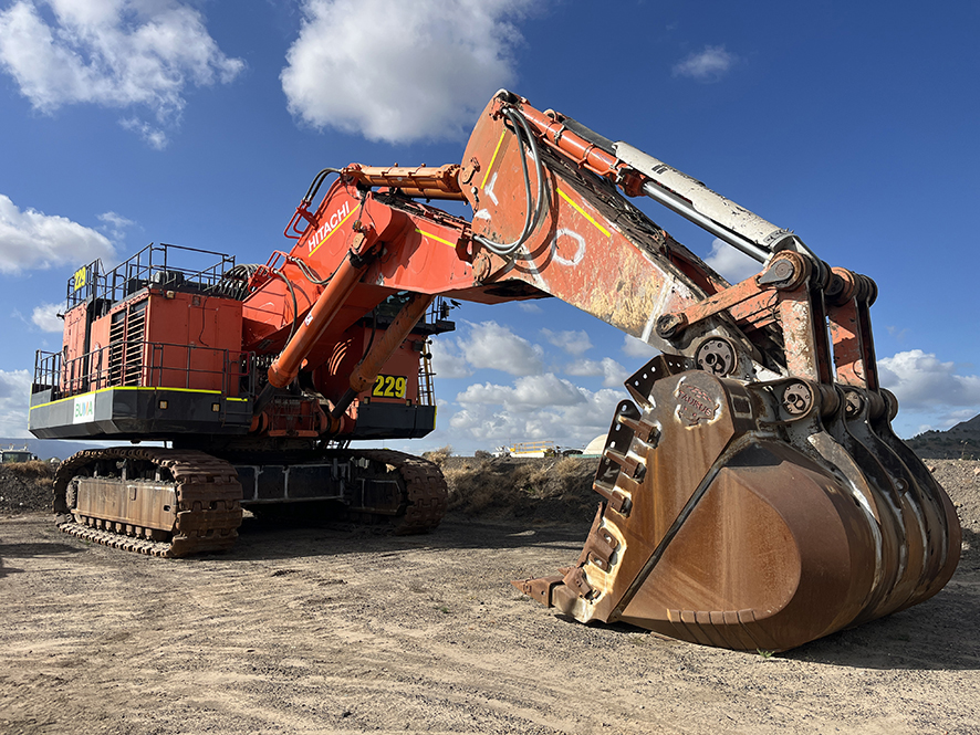 Image of 2006 Hitachi EX3600-6 Excavator