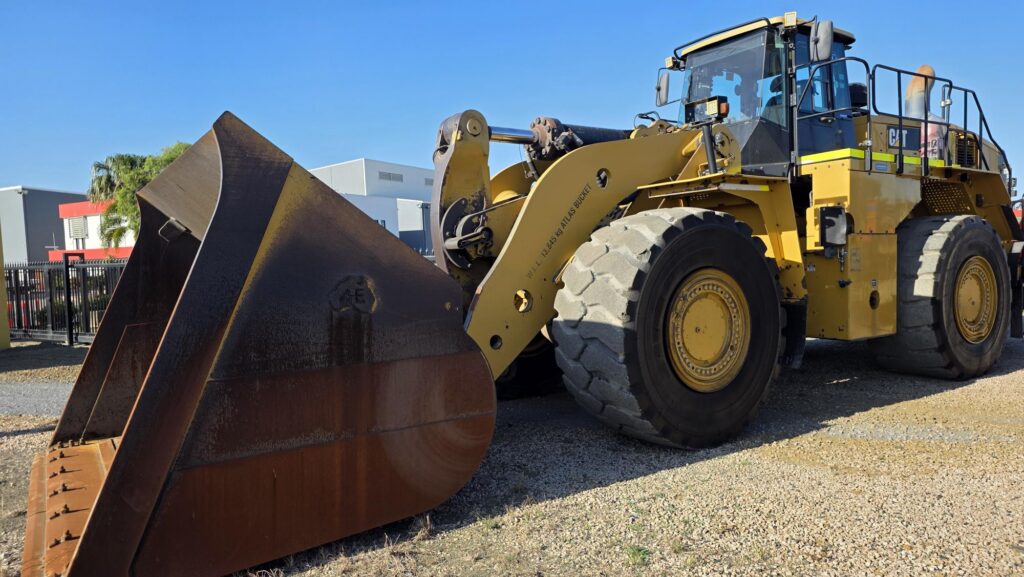 Image of Cat 988K Wheel Loader